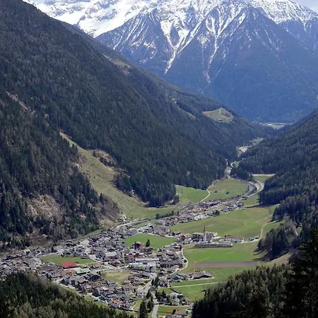 Kloesterle 2018 Lutago Exterior photo